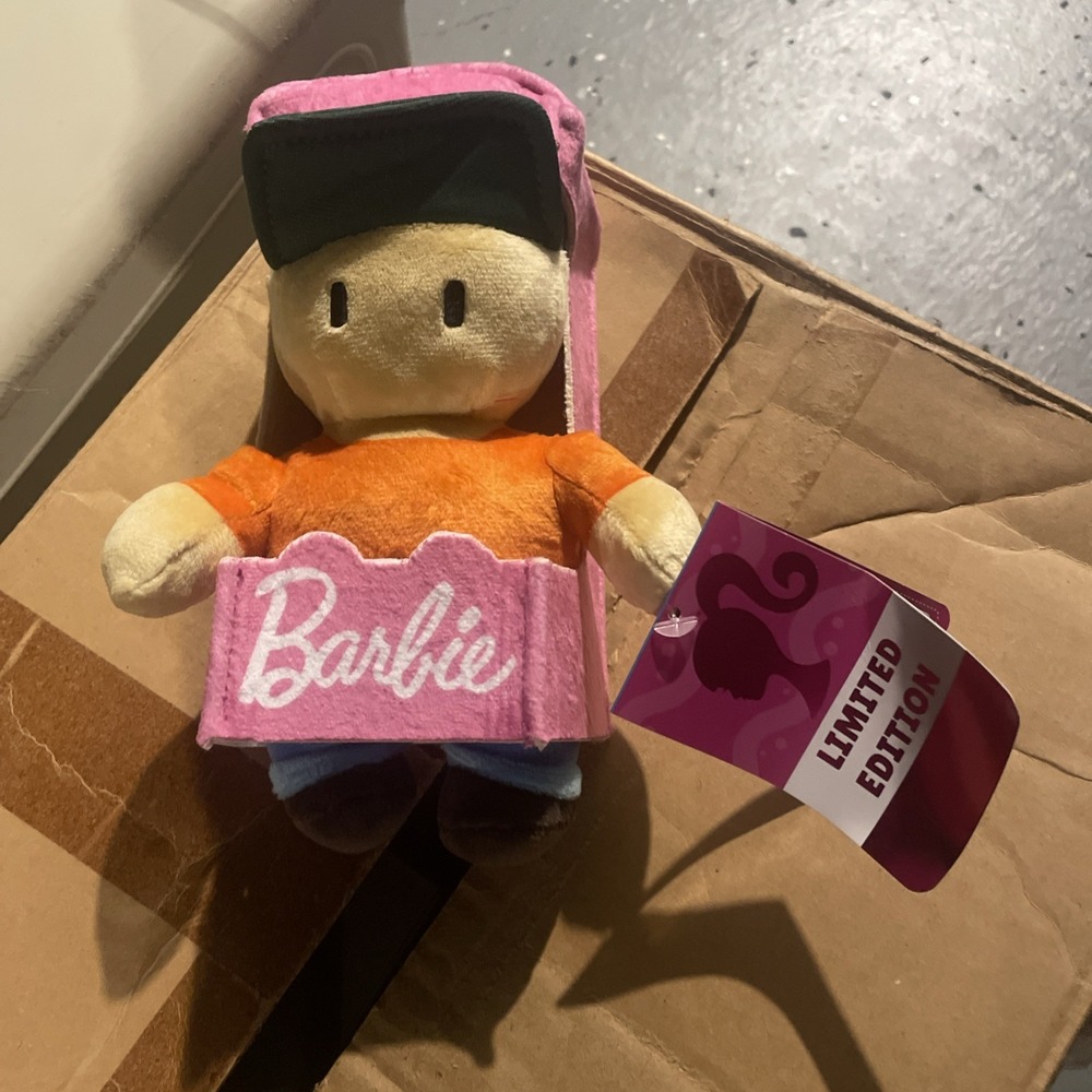 BARBIE Stumble Guys 8" FAN GUY PLUSH BUDDIES Limited Edition 2024 - Collectible